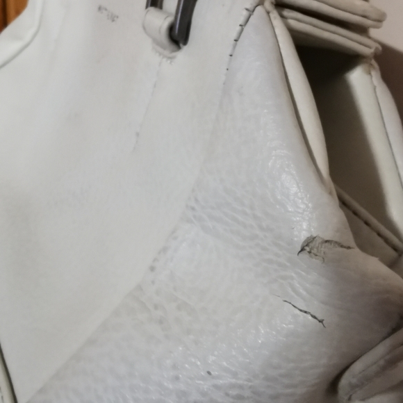 Matt&Nat small white bad with shoulder strap - Picture 6 of 9